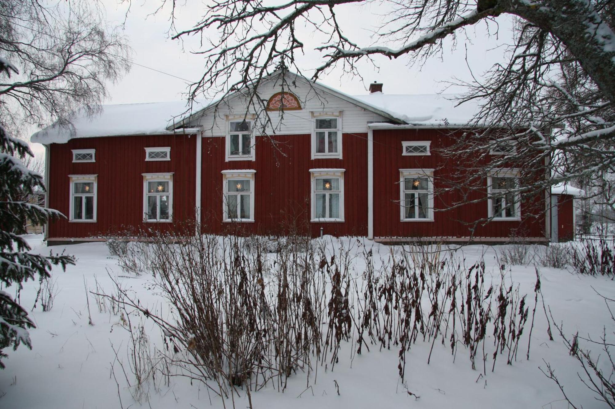 Maentylaen Tila Hotell Närvijoki Exteriör bild